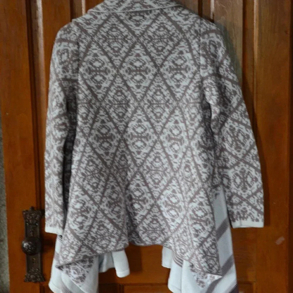 Old Navy Blanket  Sweater - Picture 3 of 6